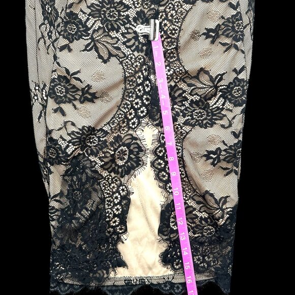 Evening Chantilly Lace Maxi Skirt - Picture 8 of 8